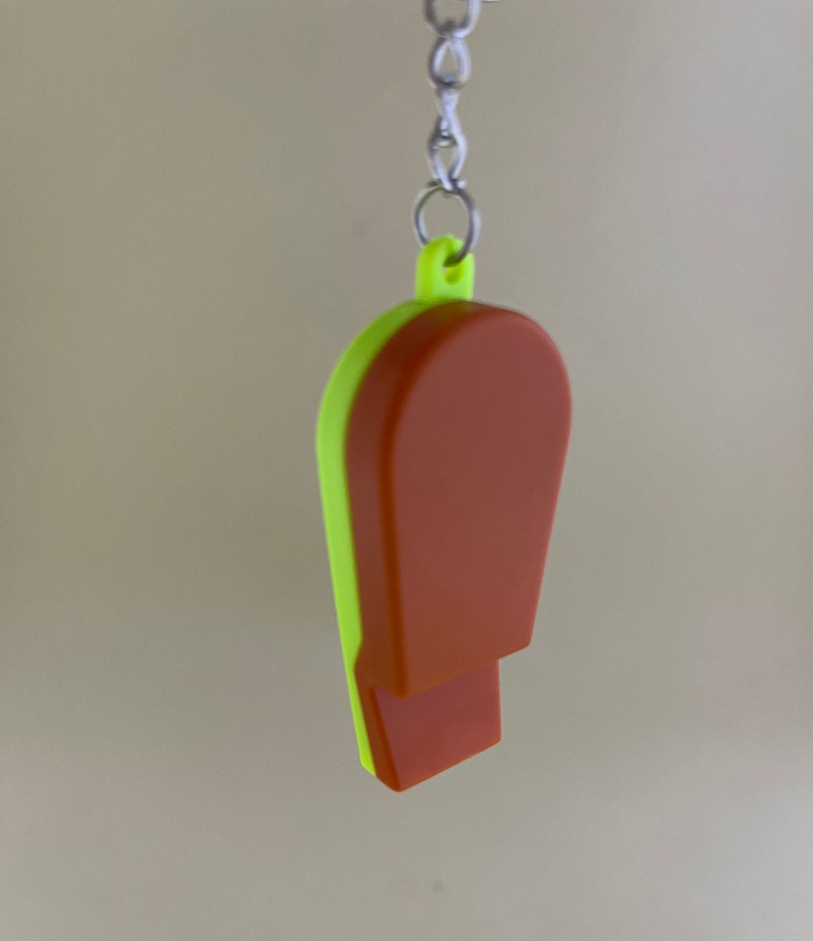 H2-1 Multi-functional keychain Whistle Compass Student Gift Travel Compass Application Scenario
