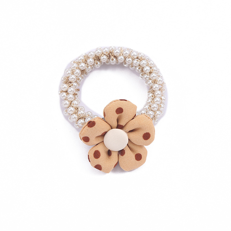 Dongdaemun hair accessories, headwear, bow ties, pearl cartoon bear hair bands, bun hairstyles, leather bands and hair strings from South Korea Item Picture