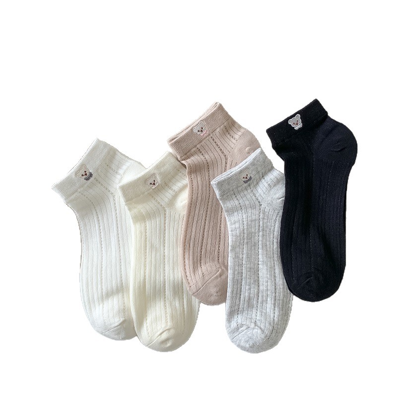 Sock stall, one-piece consignment. Cute cartoon embroidered thin short socks for women in spring and summer, trendy and versatile on Instagram, breathable, mesh shallow-mouthed short socks, one-piece consignment Item Picture