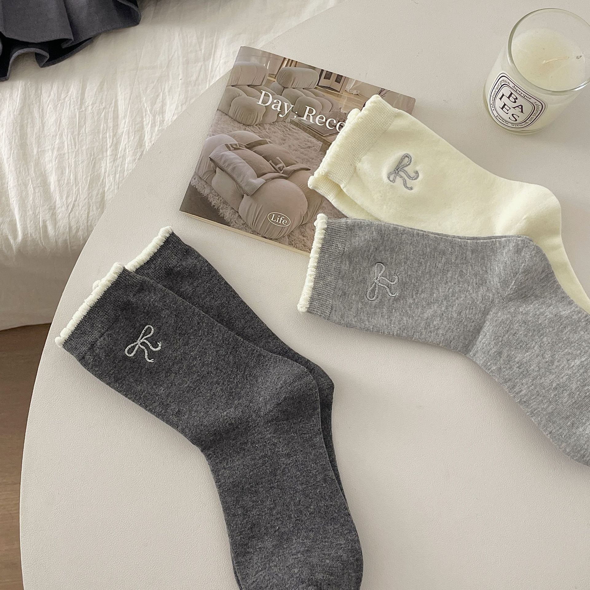 One-piece consignment of socks from the street stall: ballet-style lace embroidery bow socks, combed cotton Japanese-style miu style white mid-calf socks, grey pile socks pic 36