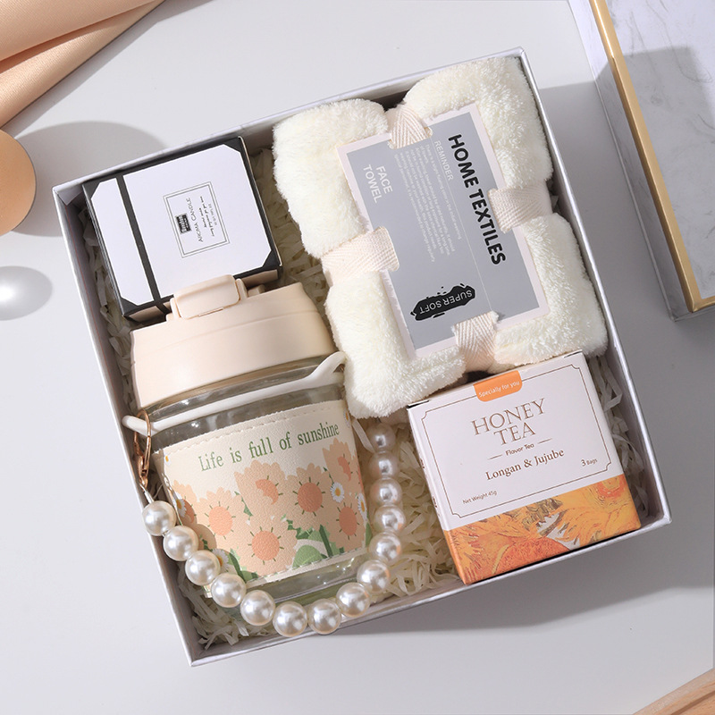 Summer souvenir sets, graduation gifts, opening ceremony gifts, customized company business activities, customer employee benefits details Picture