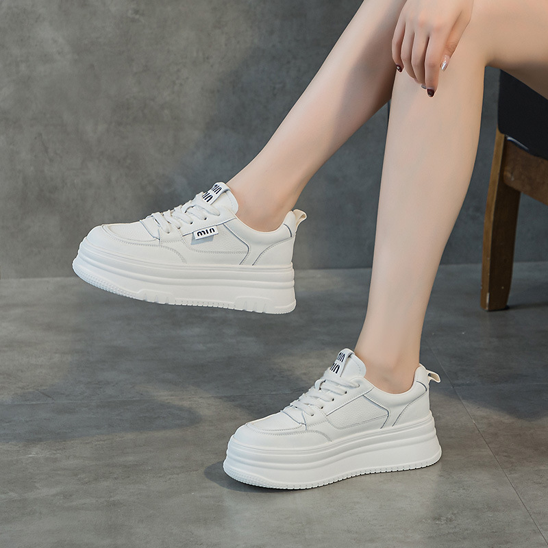 Thick-soled insole height-increasing white sneakers for women 2024 new summer, breathable mesh women's shoes, lightweight and versatile, soft-soled sponge shoes Application Scenario