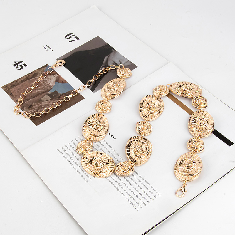 European and American fashionable metal waist chains, high-end and versatile decorative trouser chains, fashionable clothing accessories, women's waist chains wholesale Application Scenario