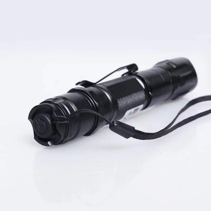 Five-in-one high-power charging, high-power green laser light, starry sky long-range shooting, teaching stick, sales pen, flashlight indicator Application Scenario