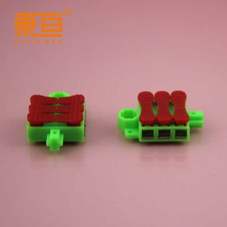 SLJT38259 Green triple chuck free welding head triple connector terminal small production parts