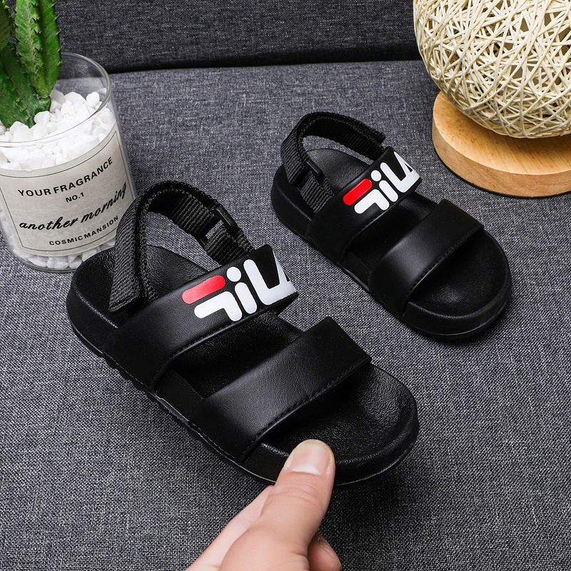 童凉鞋实物图