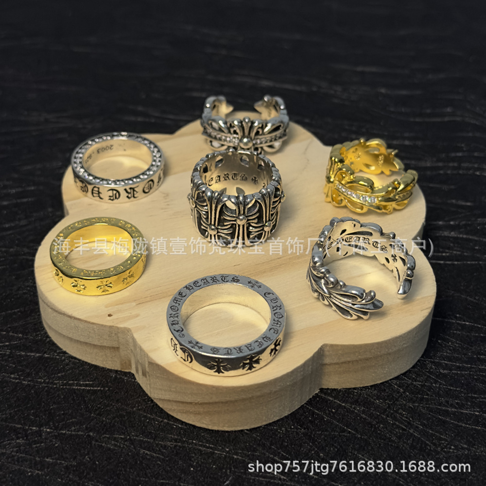 Kro 伈 trendy new retro silver cross men 's ring, hand-engraved and gold-plated popular factory wholesale Specification image