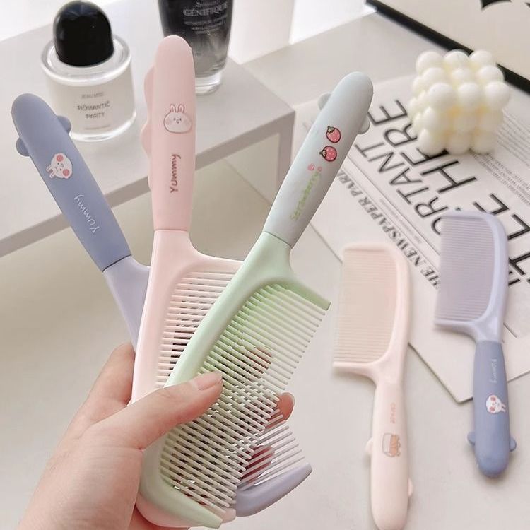 【 Exclusive Price for New Users 】 New cute and good-looking comb for long-haired girls and children with straight and smooth hair in a ponytail Application Scenario