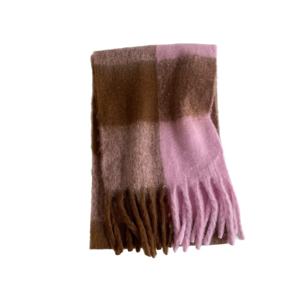 Wholesale of new colored mohair scarves with a fashionable and high-end feel, thickened checkered scarves, and European and American scarves and shawls Item Picture