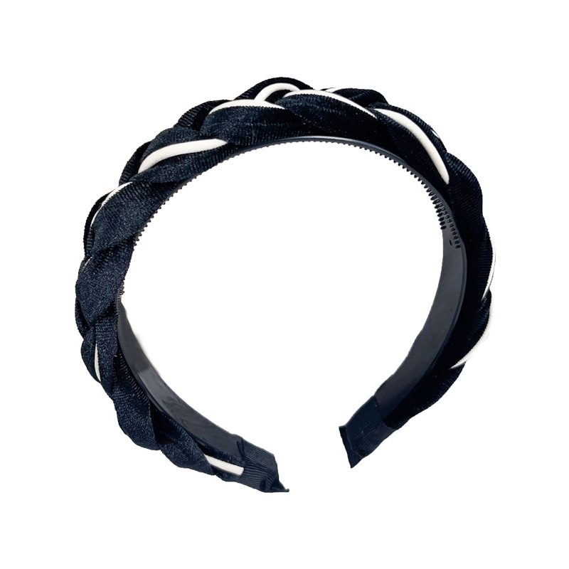 Autumn And Winter New Golden Velvet Twist Braid Hair Band Simple Retro High Cranial Top Braided Hair Card All Non-Slip Hair Accessories Item Picture
