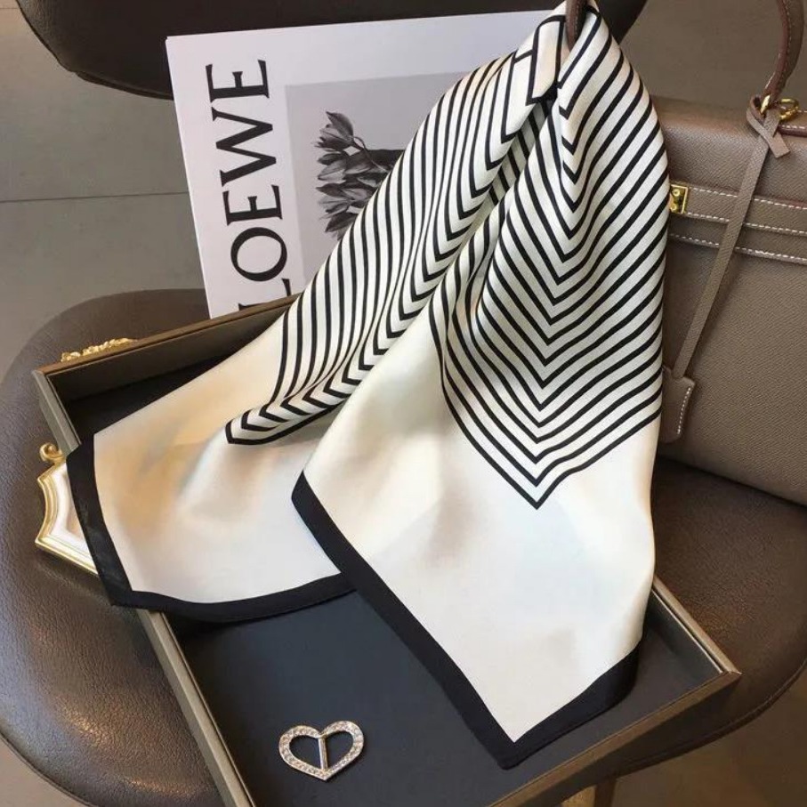 70cm square scarf professional neckerchief, silk-like silk scarf, high-end and versatile for spring and summer, elegant women, wholesale for four directions, 2025 Application Scenario