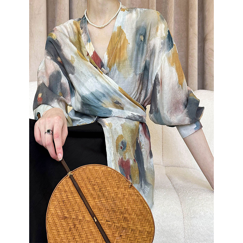 Juzhi's new Spring/Summer 2024 French retro patchwork long-sleeved shirt for women with an irregular design sense, 1593 details Picture