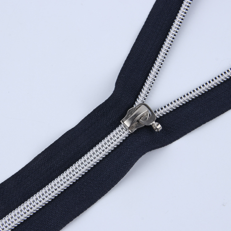 5号尼龙隐形拉链 开尾布带合金拉头胶牙拉链 箱包裤装拉链辅料