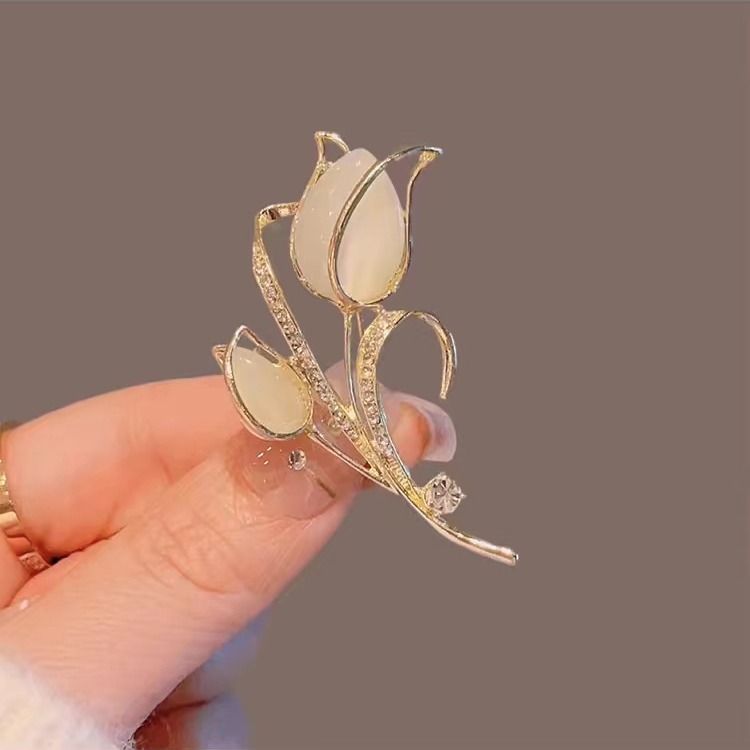 New Fashion All-Match Tulip Brooch High-Grade Opal Temperament Anti-Slip Corsage Quarantine Pin High-Grade