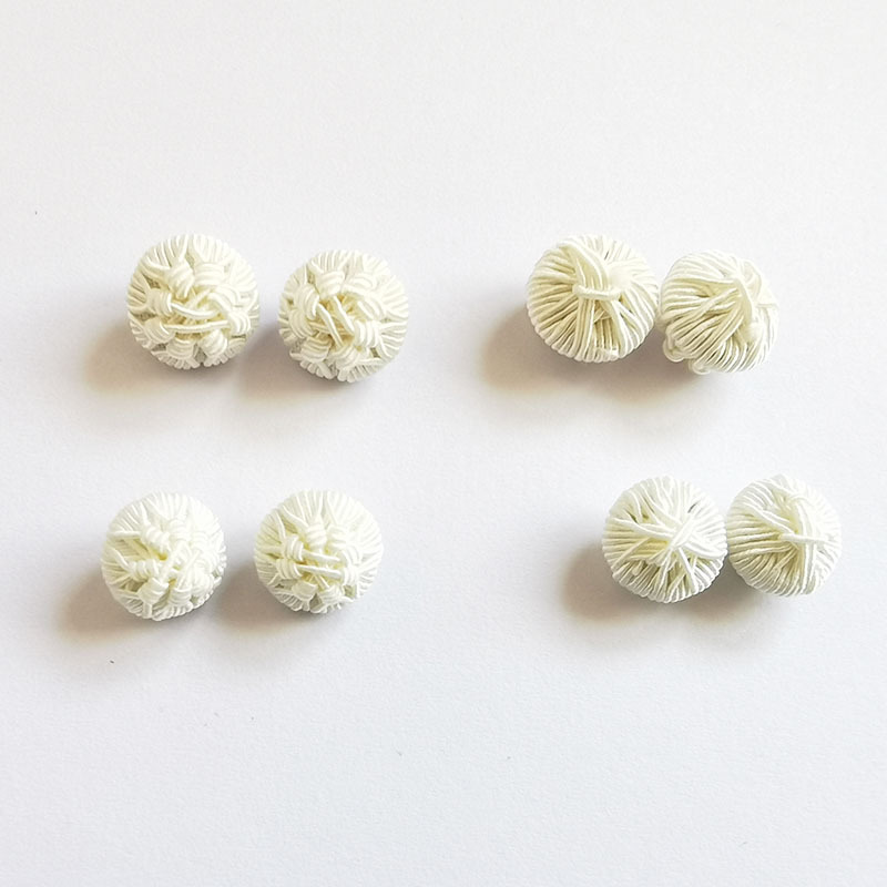 现货批发15mm13mm圆形白绳编纽扣手工编织纽扣有脚纽扣服装辅料