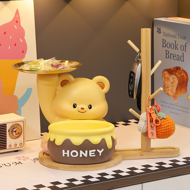 Cute butter bear, entrance door key storage, foyer ornaments, living room home, shoe cabinet, new home decoration