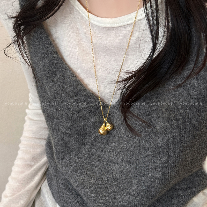 The same teardrop double pendant necklace for women's spring long sweater chain as the Korean blogger, 2025 new style, high-end accessory Item Picture