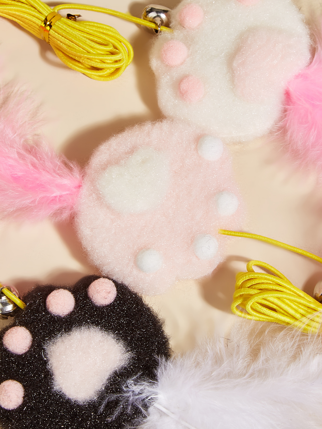 Cat self-entertainment, cat toys, hanging door, swing, telescopic clasp, pet supplies, cat toys, new Amazon style Application Scenario