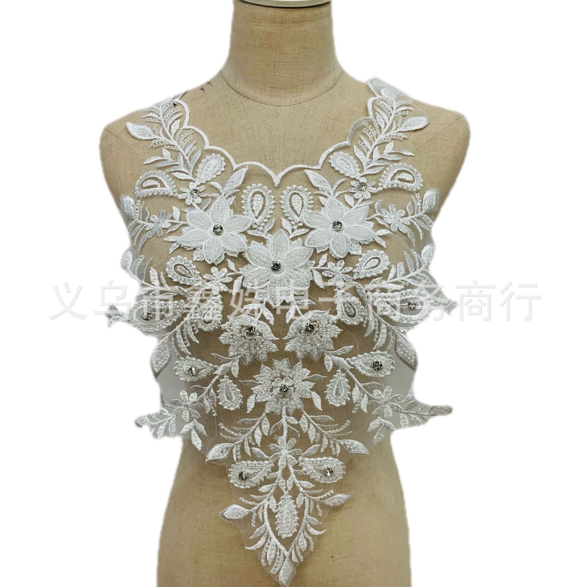 Hand-stitched mesh fabric, beaded thread embroidery, and clothing decoration Application Scenario