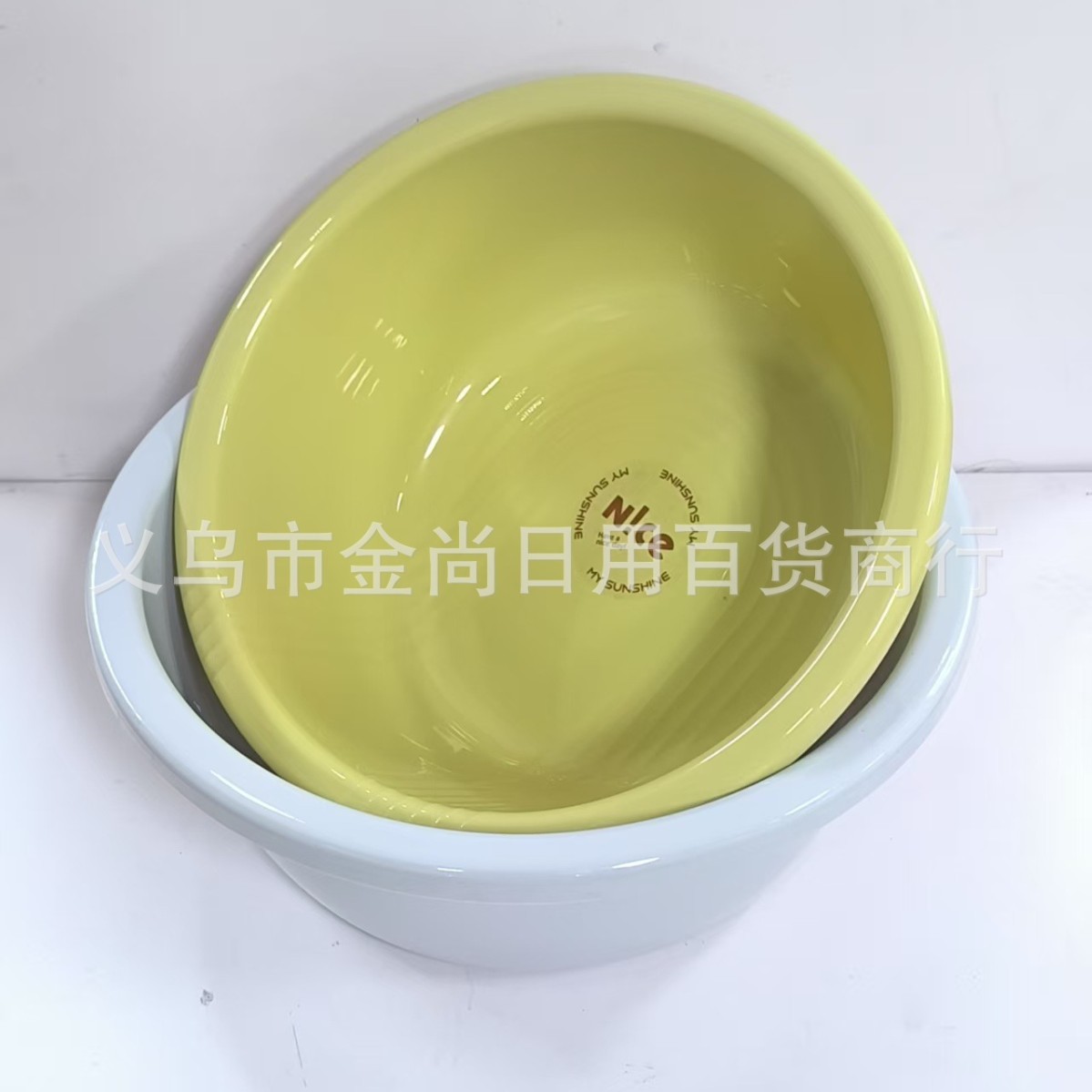 Solid color household washbasin, thickened kitchen sink, sized foot and laundry basin, plastic washbasin for children and students Item Picture