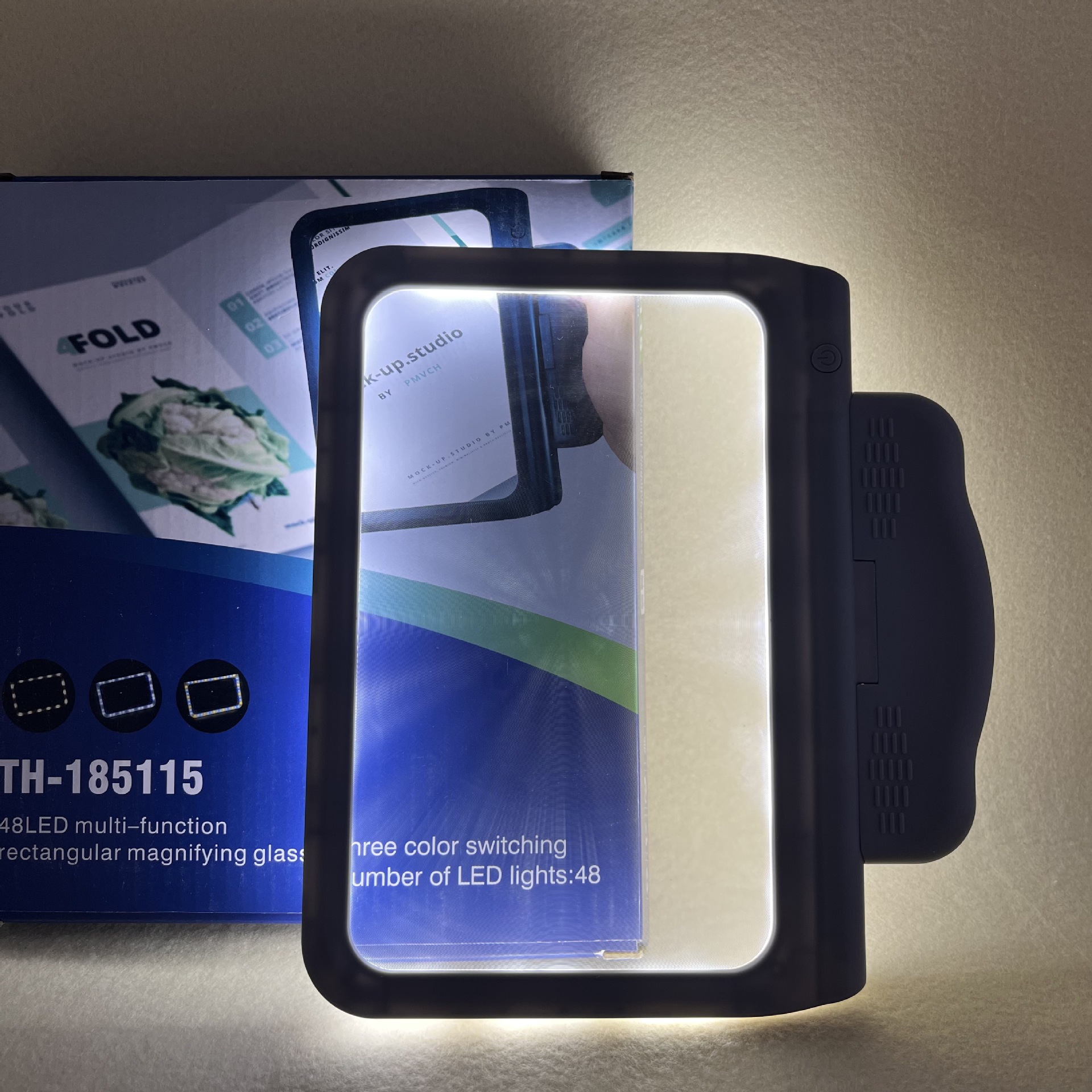 The new 48-LED three-color light source with adjustable temperature, large-area handheld USB reading magnifying glass details Picture