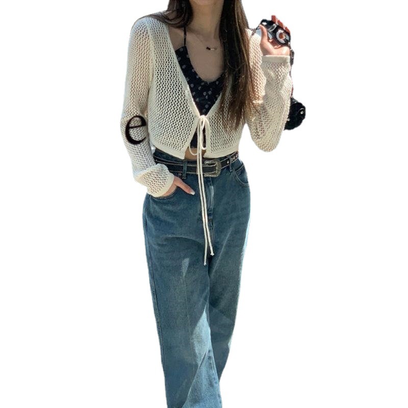 Retro Hong Kong-style floral halter top set for women, summer cut-out sun-protective clothing, cardigan, and outerwear for hot girls Item Picture