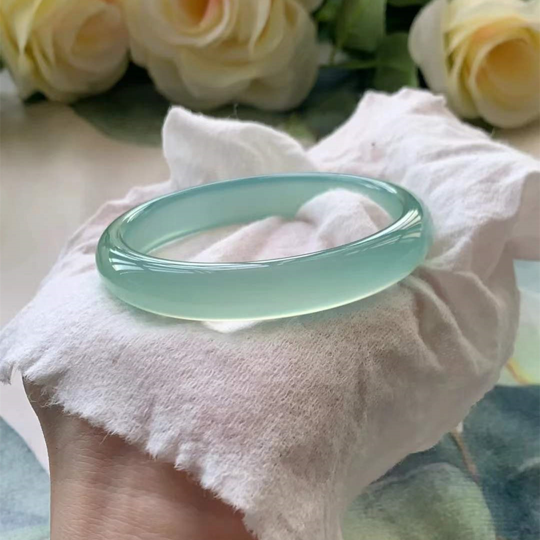 Fuxia Ice type Oil blue chalcedony Far Mountain Dark Blue Fine Thick bracelet, new European and American agate women's jade bracelet, jade bracelet gift Specification image