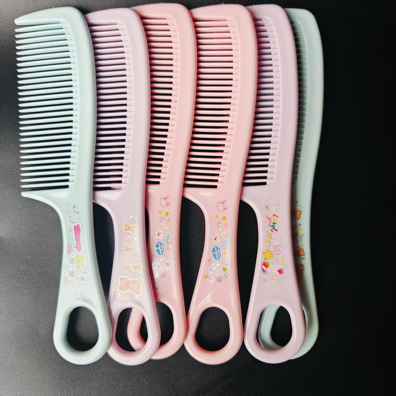【 Zone 3-13 】1716 Combs 22/ Pack 1716/ Box 1716 combs Candy-colored combs for students, Adults, Women, Printed Cartoon combs, Home hair care combs 1 yuan Specification image