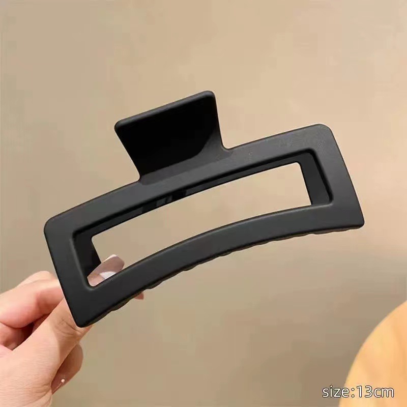 Korean Instagram Hair Grab Square Clip Headpiece Clip Back Of Head Bath Shark Clip Scrub Hair Oversize Clip Application Scenario
