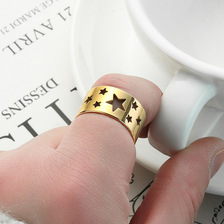 新款不锈钢女性星状切割宽男友戒指不锈钢空心金戒指珠宝拇指饰品