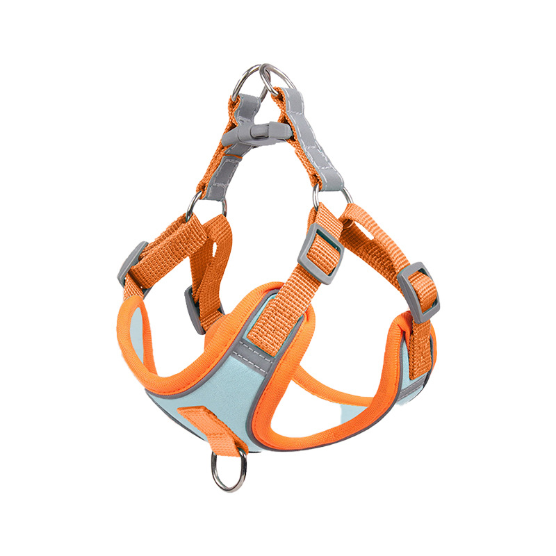 新款宠物胸背带牵引绳狗狗遛狗绳背心式狗背带小型犬反光狗绳子白底实物图