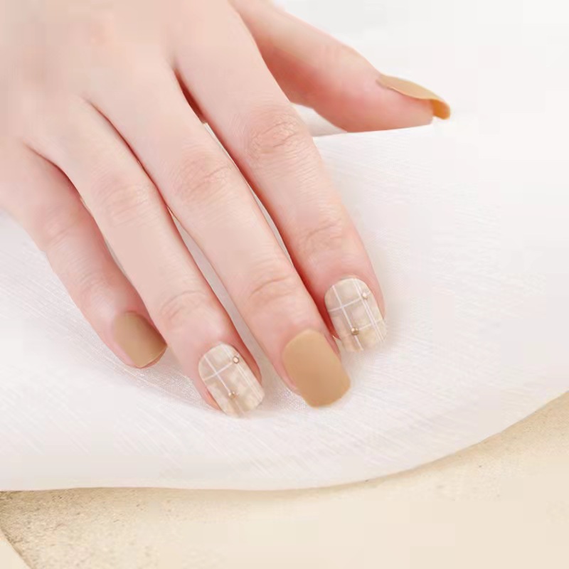 In 2022, Oli's new wearable nail products, detachable nail patches, nail accessories, and short nail patches are available for wholesale and export details Picture