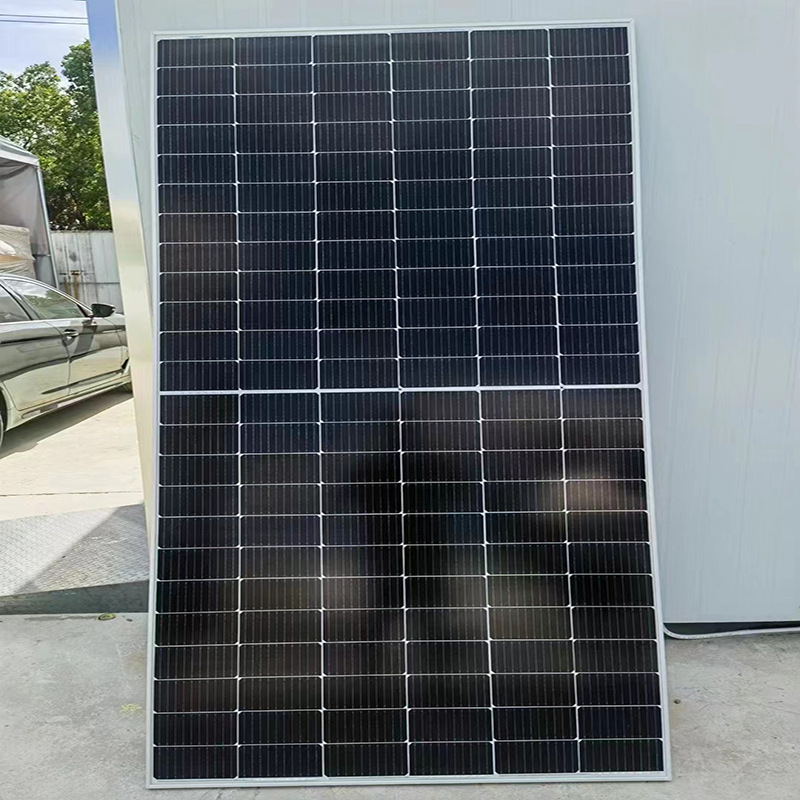 Single Crystal 550W Solar Panel Half Piece 144Cells Solar Module Single Glass 540W