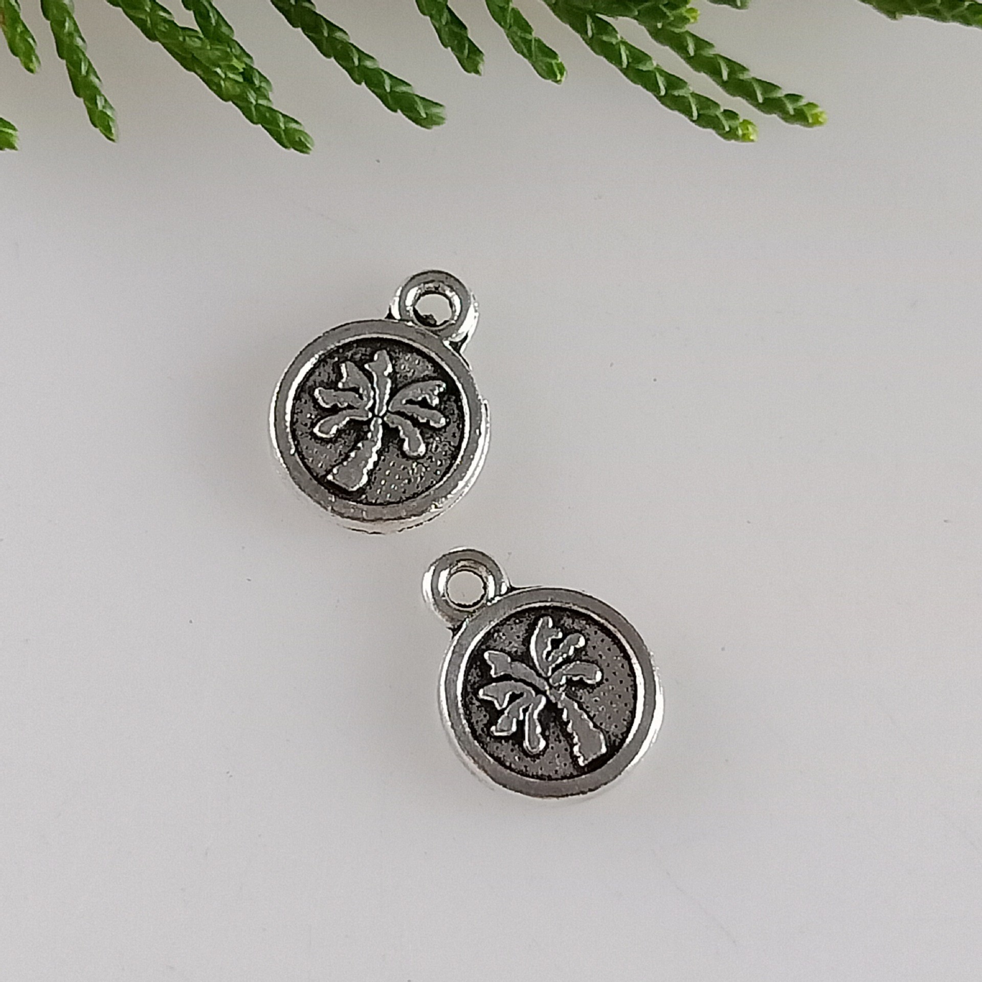 Gold Accessories Tree Coconut Tree Round Brand Material Pendant Bracelet Necklace Pendant Cartoon Accessories Material Bag details Picture