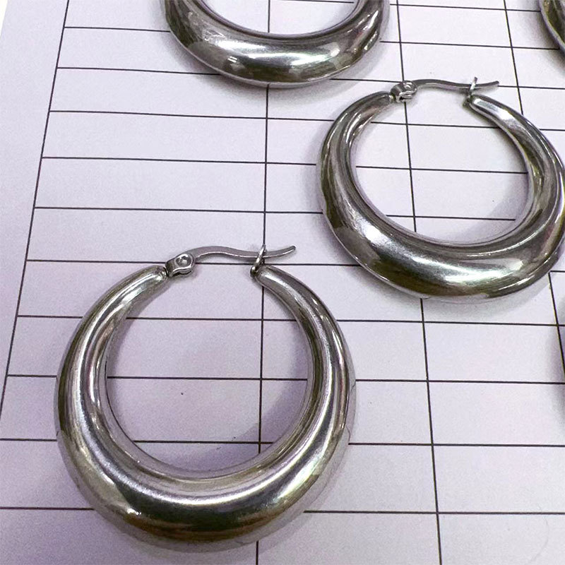 Exaggerated geometric crescent-shaped semi-circular hollow earrings, stainless steel ear rings and earrings from Amazon e-commerce in Europe and America are cross-border Specification image