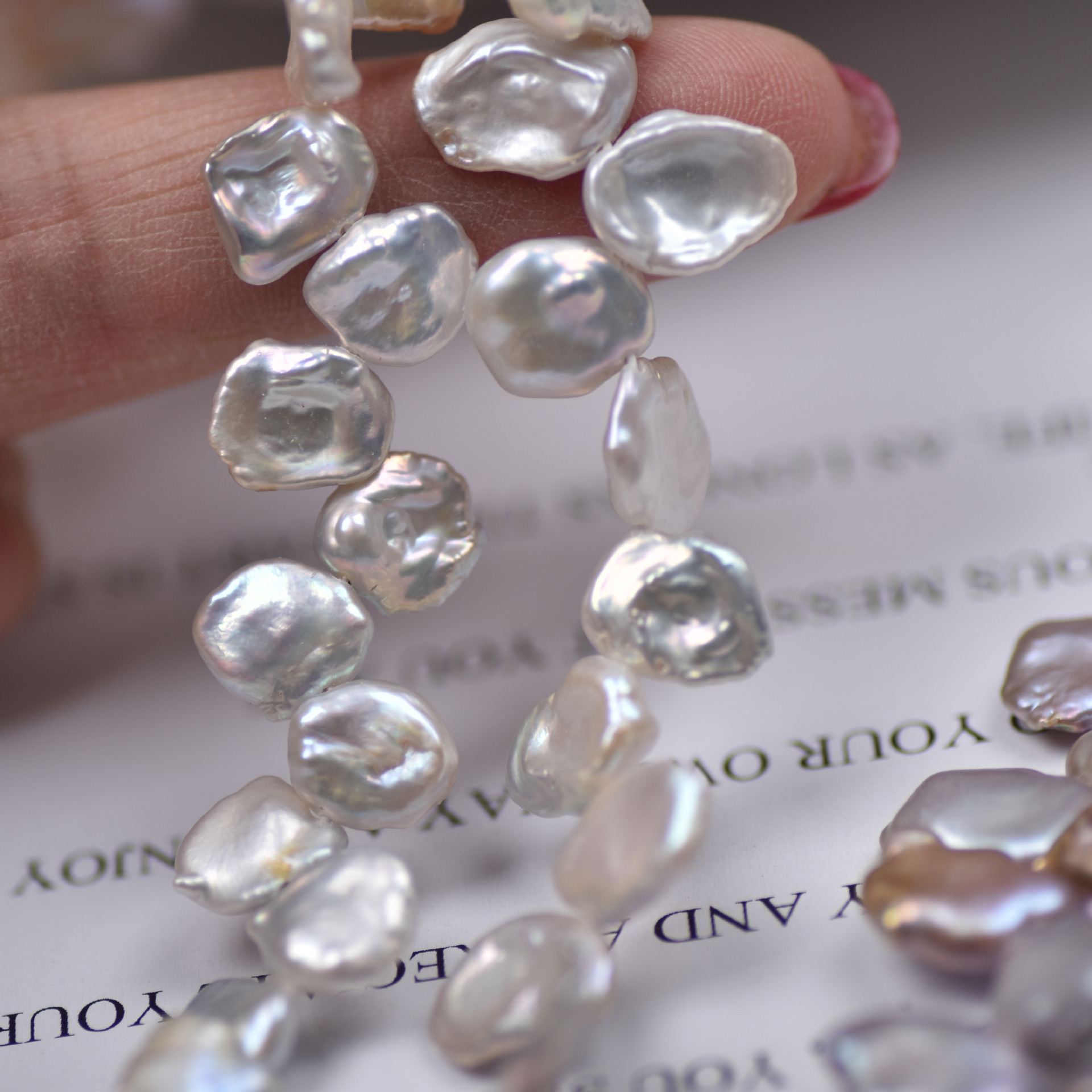 新品冷白色强光三七孔小花瓣约9-10m天然巴洛克淡水珍珠串珠配件