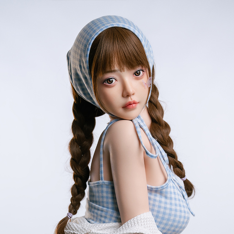 The Adult Sports Center exclusively offers 1:1 life-sized silicone figurines of female figurines in the 2D simulation version of bjd details Picture