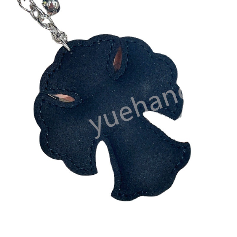 跨境电商克罗心两头尖水钻钥匙扣挂件韩国绒流苏白底实物图