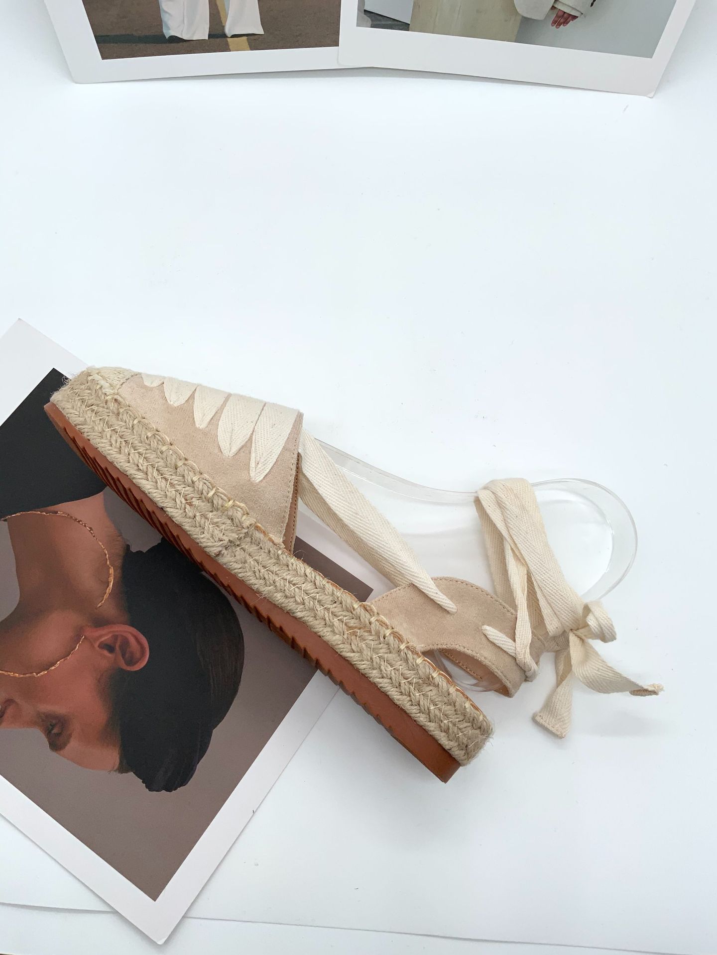 2022 New Foreign Trade Single Shoe Strap Simple Casual All Fashion Comfortable Sandals Women's Craft Shoes Guangzhou Women's Shoes Application Scenario