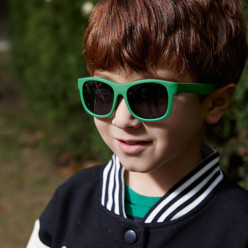新款0-3岁宝宝墨镜户外硅胶框架儿童太阳镜夏日户外遮阳眼镜X8306详情图3