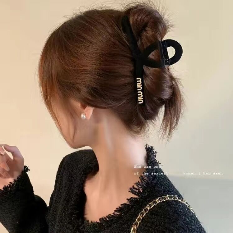 Autumn And Winter Black Flocking Grab Clip Back Head Large Hair Clip Women's Hairpin Shark Clip High-Grade Temperament Hair Grab Fascinator Specification drawing