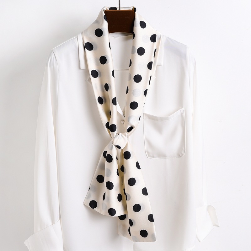 库存丝巾/针织毯/丝巾包/围巾/披肩围巾细节图