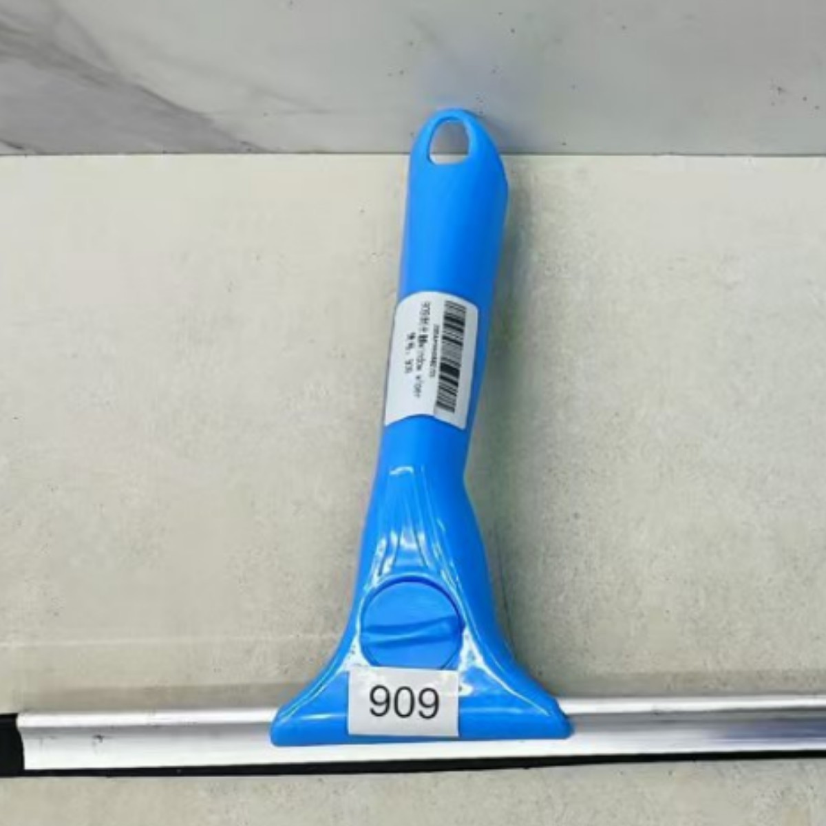 Glass bathroom mirror, plastic, stainless steel, glass scraper, glass wiper, cleaning scraper