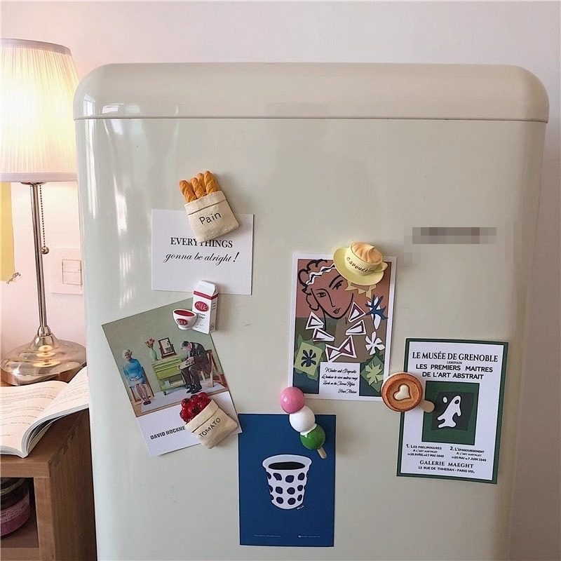 14 realistic Nordic cuisine fridge magnets, ice cream cones, egg tarts, magnetic resin handicrafts, home decoration message stickers Application Scenario