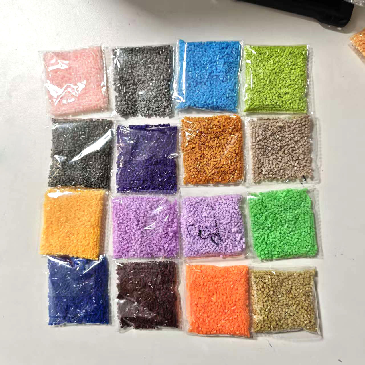 多彩拼豆融合颗粒儿童立体拼图益智玩具补充装科教串珠绕珠材料详情1