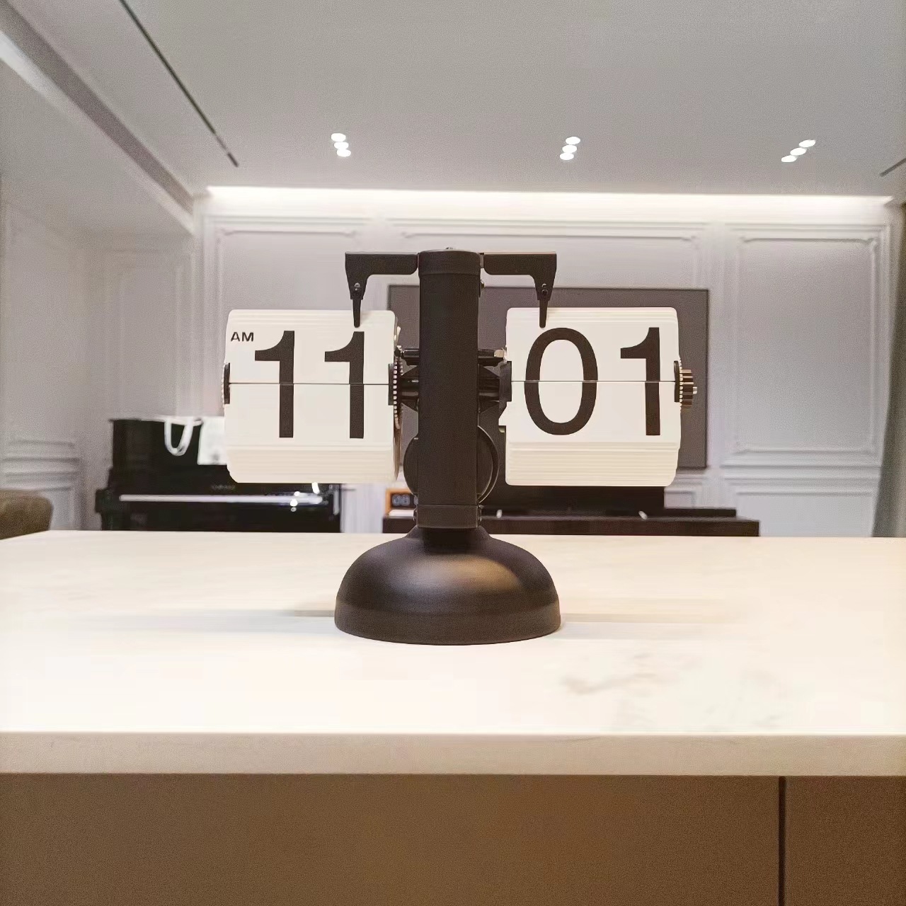 فالساعات الاوروپية تتقلب آليا Specification image