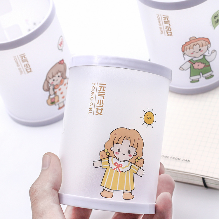 Rui Xiang Creative Pen Holder Nordic Personality Storage Sealed Round Rotary Cute Small Fresh Assembly Simple Pen Holder Application Scenario