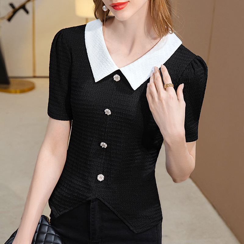 Pleated chiffon blouse for women, 2022 new Women's fashion, color-blocking lapel, stylish little blouse, a design sense slit top Application Scenario