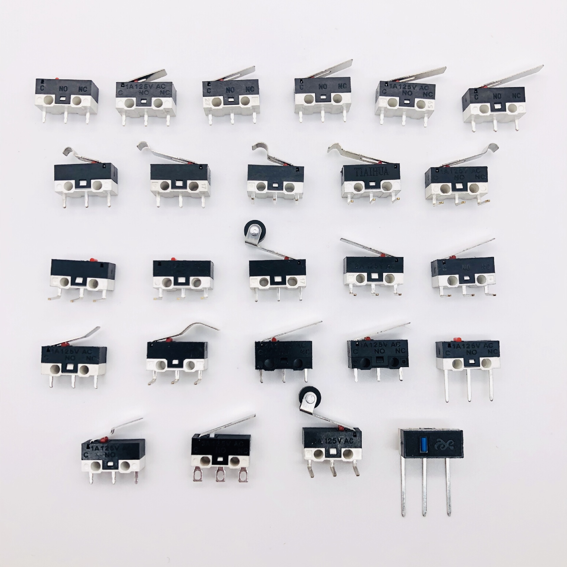 Mouse switch 2A125V three-pin KW10 small microswitch straight pin bent pin/with handle scroll wheel travel jog details Picture