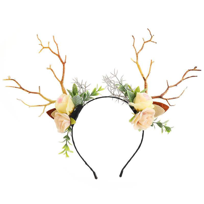 Christmas Forest Girl Antler hairband, ethereal festival accessories, elk hairpin, plush hairpin, Flower fairy hairband Application Scenario
